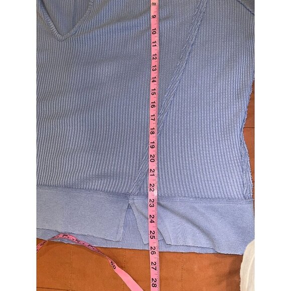 Free People Coraline Blue Waffle Knit V-Neck Oversized Pullover Sweater Medium - Picture 8 of 9